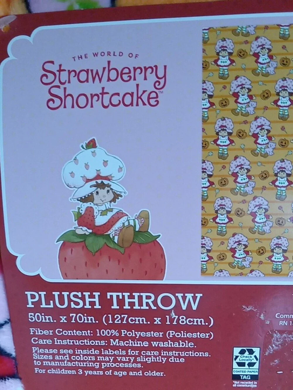 Halloween Strawberry Shortcake  Plush Throw Blanket